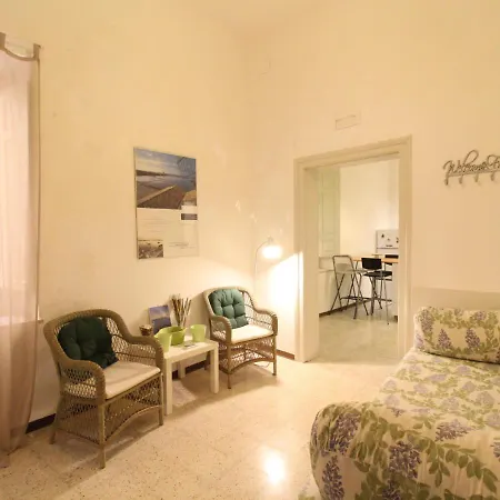 **behind The Cathedral**no'nonno Apartment Trapani